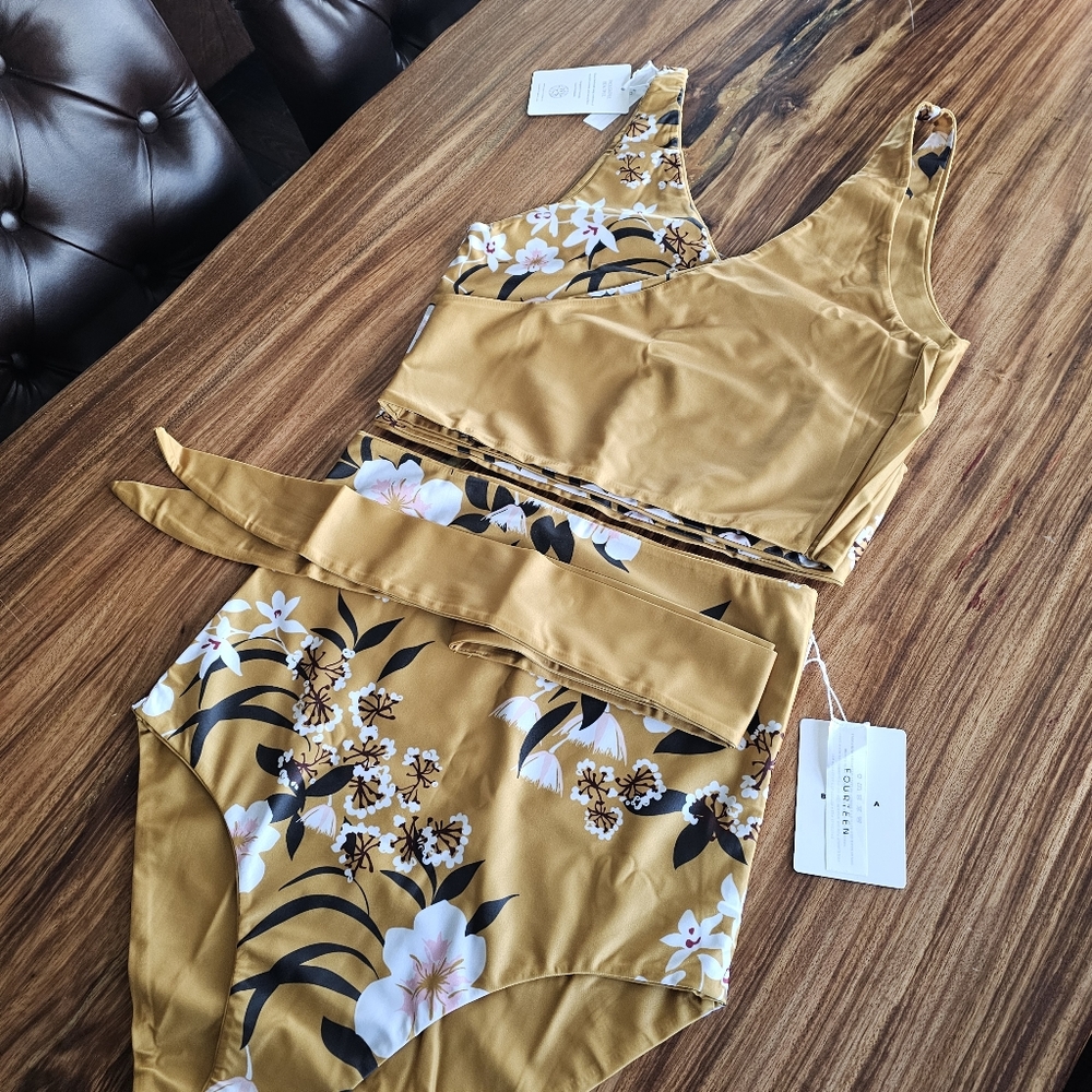 Baiia 4 piece Reversible Swimsuit NWT - size 14